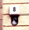 Richard-Sorge-Straße 8 (Hausnummer)